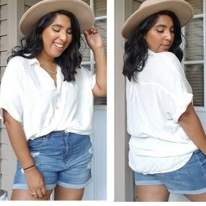 UP IN THE CLOUDS WHITE BUTTON TOP